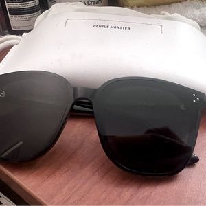 Gentle Monster Sunglasses Authentic
